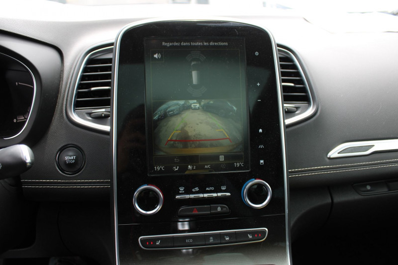 Photo 15 de l'offre de RENAULT SCENIC 4 INITIALE PARIS GPS 1L7 BLUE DCI 150 EDC.7 BOITE AUTO FULL LEDS CUIR  TOIT PANO à 16990€ chez Bougel transactions