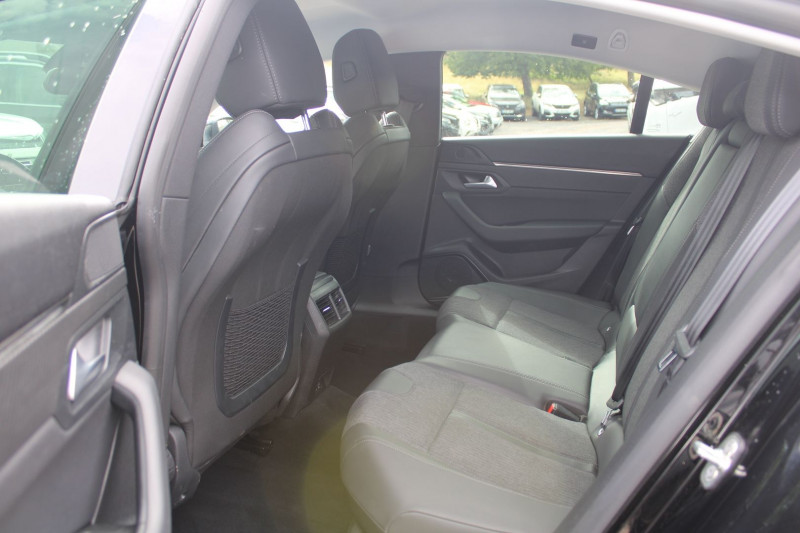 Photo 9 de l'offre de PEUGEOT 508 III BLUE HDI 130 CV ALLURE PACK GPS 3D CAMÃRA RE USB JA 17 I-COKPIT BOITE AUTO EAT-8 à 21800€ chez Bougel transactions