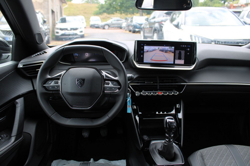 Photo 10 de l'offre de PEUGEOT 2008 PHASE 4 ALLURE 100 CV GPS 3D CAMÃRA MP3 JA 17 USB I-COKPIT FULL LED RÃGULATEUR BLUETOOTH à 19990€ chez Bougel transactions