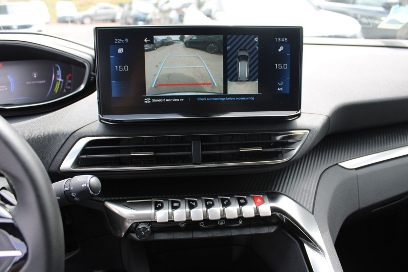 Photo 15 de l'offre de PEUGEOT 5008 PHASE 4 ALLURE PACK EAT8 BOITE AUTO PALETTE HYBRID 136 CV CAMÃRA 180 MI CUIR  7 PLACES à 26900€ chez Bougel transactions