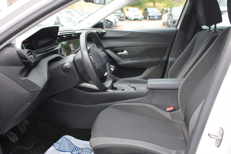 Photo 8 de l'offre de PEUGEOT 308 PHASE 4 BLUEHDI 130 CV ACTIVE PACK GPS LINK USB RÃGULATEUR BLUETOOTH FULL LEDS BOITE 6V à 16900€ chez Bougel transactions