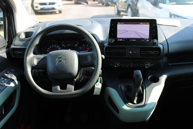 Photo 9 de l'offre de CITROEN BERLINGO 4 BLUEHDI 100 CV FEEL GPS USB ABS LEDS RÃGULATEUR BLUETOOTH CLIMAT  FAMILY à 14990€ chez Bougel transactions