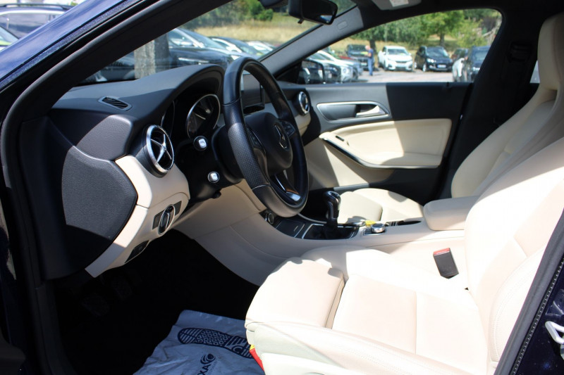 Photo 8 de l'offre de MERCEDES-BENZ CLA SHOOTING BRAKE 200 D INSPIRATION à 19990€ chez Bougel transactions