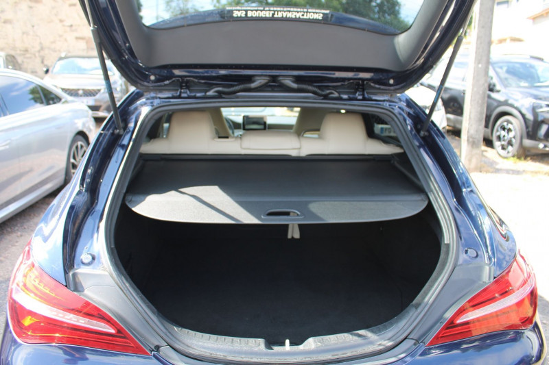 Photo 6 de l'offre de MERCEDES-BENZ CLA SHOOTING BRAKE 200 D INSPIRATION à 19990€ chez Bougel transactions