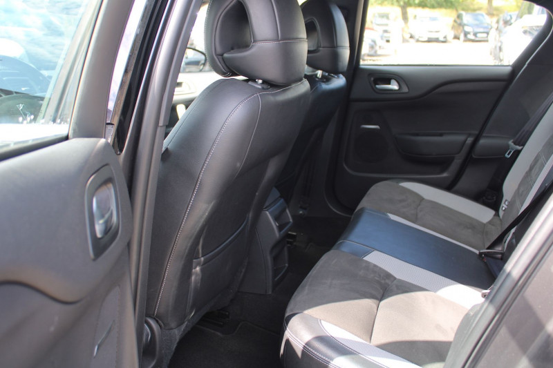Photo 9 de l'offre de DS DS 4 BUSINESS 1L6 HDI 120 CV GPS 3D CLIM USB JA 16 RADAR RÃGULATEUR BOITE AUTO EAT-6 à 10900€ chez Bougel transactions