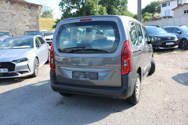 Photo 2 de l'offre de CITROEN BERLINGO 4 BLUEHDI 100 CV FEEL GPS USB ABS LEDS RÃGULATEUR BLUETOOTH CLIMAT  FAMILY à 14990€ chez Bougel transactions