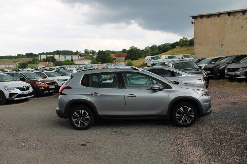 Photo 5 de l'offre de PEUGEOT 2008 II 1L6 HDI 100 CV ALLURE GPS 3D CLIM AUDIO MP3 USB JA 16 RADAR BLUETOOTH RÃGULATEUR à 10500€ chez Bougel transactions