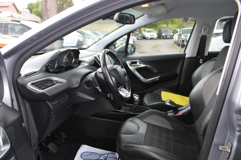 Photo 8 de l'offre de PEUGEOT 2008 II 1L6 HDI 100 CV ALLURE GPS 3D CLIM AUDIO MP3 USB JA 16 RADAR BLUETOOTH RÃGULATEUR à 10500€ chez Bougel transactions
