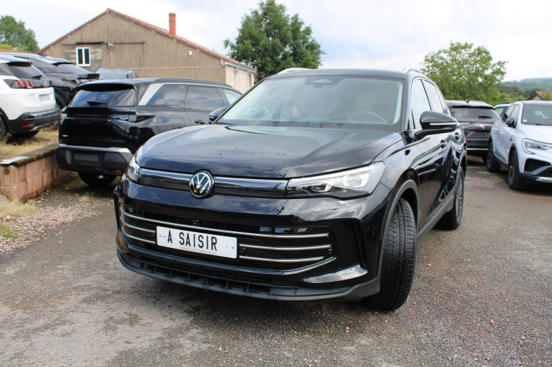 Photo 4 de l'offre de VOLKSWAGEN TIGUAN 5 ELEGANCE HYBRIDE TSI 150 CV GPS 3D CAMÃRA USB JA 18 I-COKPIT ATTELAGE BOITE AUTO à 37900€ chez Bougel transactions