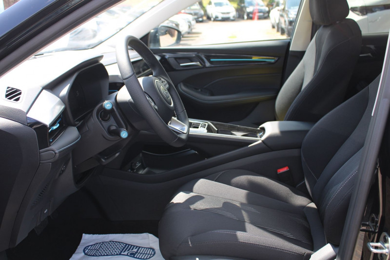 Photo 9 de l'offre de MG MG 5 SW CONFORT 156 CV ELECTRIQUE "61 KW/H" GROSSE AUTONOMIE GPS 3D CAMÃRA BOITE AUTO à 21990€ chez Bougel transactions