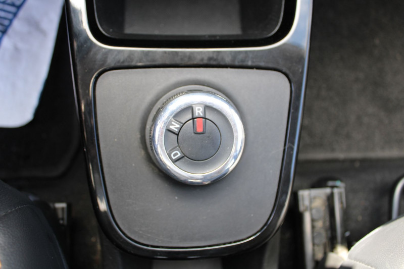 Photo 5 de l'offre de DACIA SPRING ELECTRIC CONFORT PLUS CAMÃRA GPS USB CUIR LIMITEUR BLUETOOTH LEDS RADARS  ABS à 10500€ chez Bougel transactions