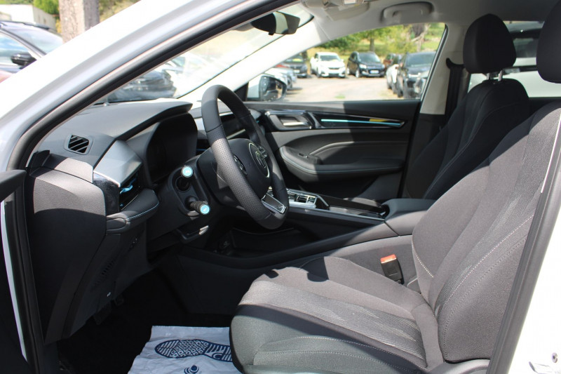 Photo 9 de l'offre de MG MG 5 SW CONFORT 156 CV ELECTRIQUE "61 KW/H" GROSSE AUTONOMIE GPS 3D CAMÃRA BOITE AUTO à 21990€ chez Bougel transactions