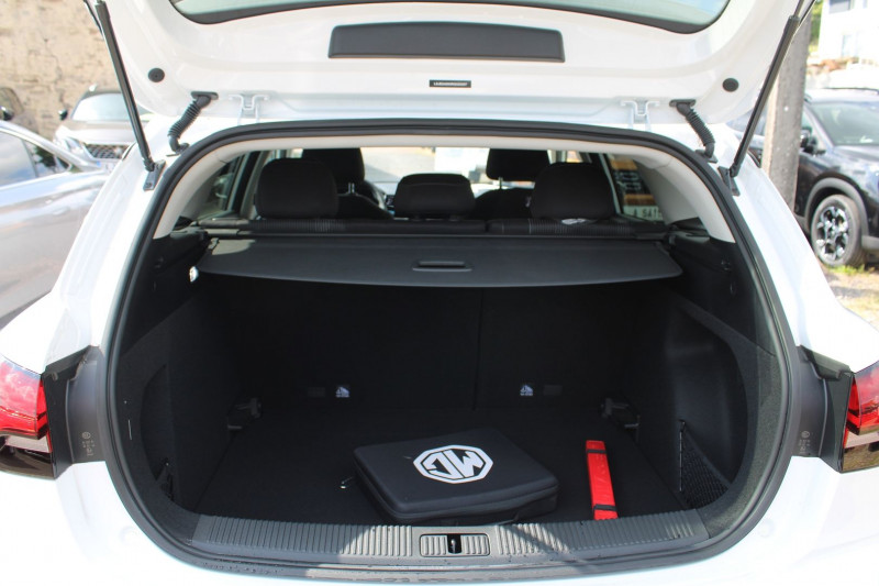 Photo 6 de l'offre de MG MG 5 SW CONFORT 156 CV ELECTRIQUE "61 KW/H" GROSSE AUTONOMIE GPS 3D CAMÃRA BOITE AUTO à 21990€ chez Bougel transactions