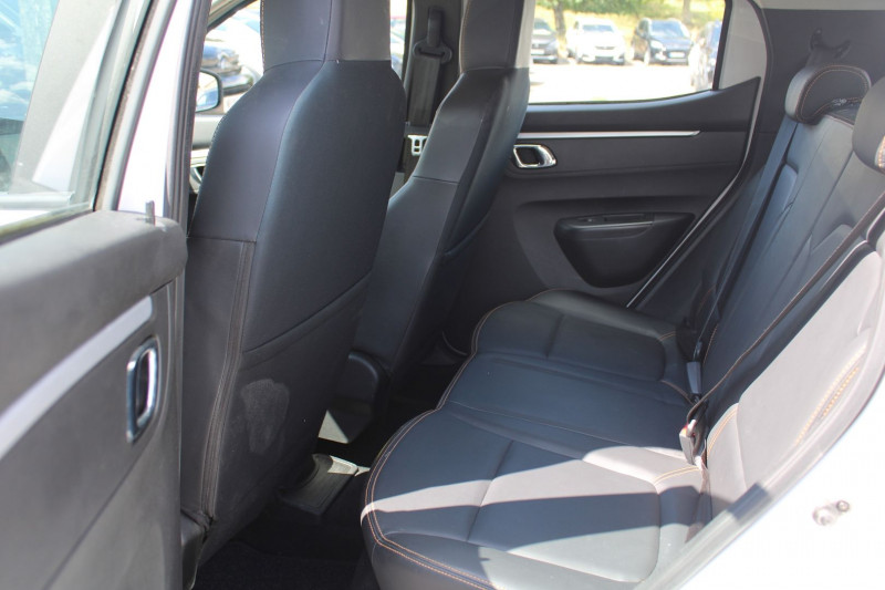 Photo 13 de l'offre de DACIA SPRING ELECTRIC CONFORT PLUS CAMÃRA GPS USB CUIR LIMITEUR BLUETOOTH LEDS RADARS  ABS à 10500€ chez Bougel transactions