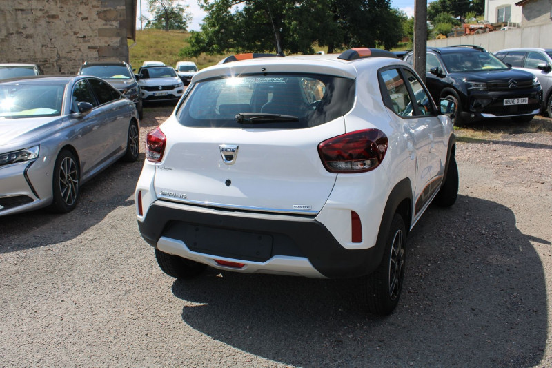 Photo 6 de l'offre de DACIA SPRING ELECTRIC CONFORT PLUS CAMÃRA GPS USB CUIR LIMITEUR BLUETOOTH LEDS RADARS  ABS à 10500€ chez Bougel transactions