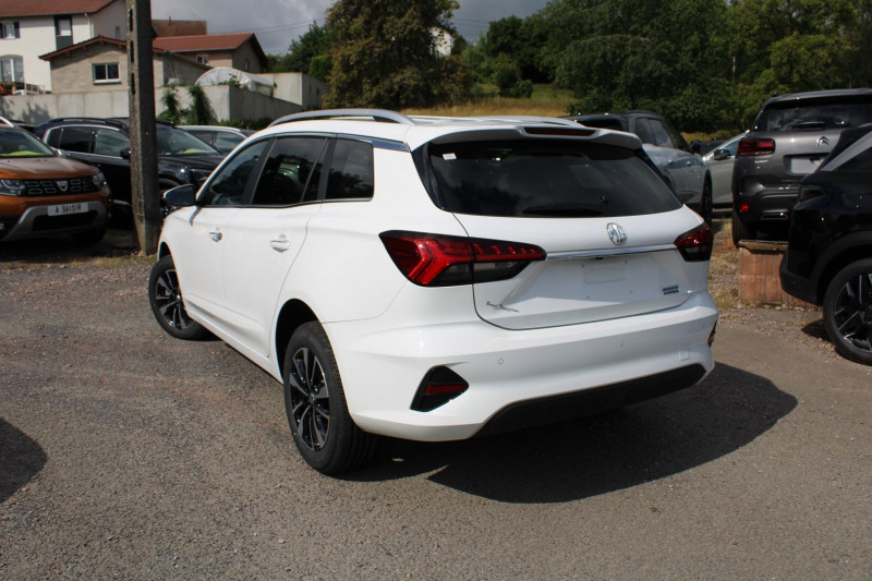 Photo 3 de l'offre de MG MG 5 SW CONFORT 156 CV ELECTRIQUE "61 KW/H" GROSSE AUTONOMIE GPS 3D CAMÃRA BOITE AUTO à 21990€ chez Bougel transactions