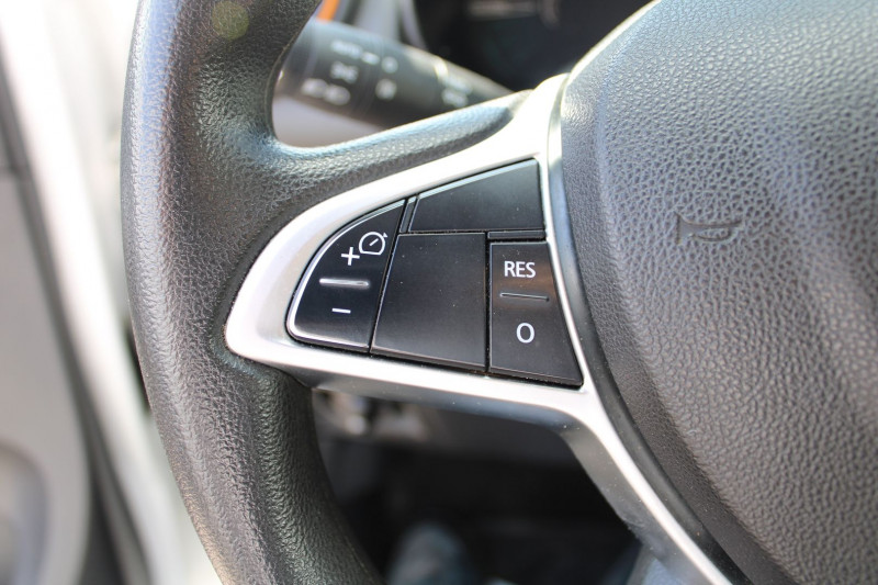Photo 15 de l'offre de DACIA SPRING ELECTRIC CONFORT PLUS CAMÃRA GPS USB CUIR LIMITEUR BLUETOOTH LEDS RADARS  ABS à 10500€ chez Bougel transactions