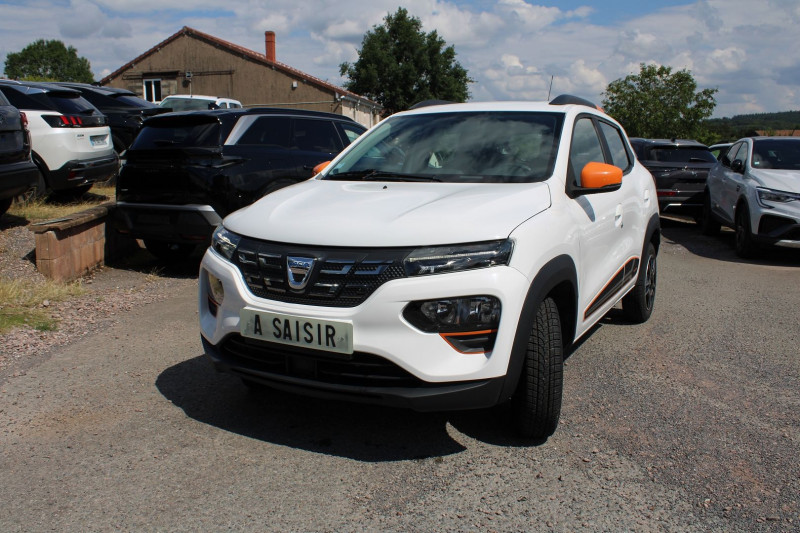 Photo 8 de l'offre de DACIA SPRING ELECTRIC CONFORT PLUS CAMÃRA GPS USB CUIR LIMITEUR BLUETOOTH LEDS RADARS  ABS à 10500€ chez Bougel transactions