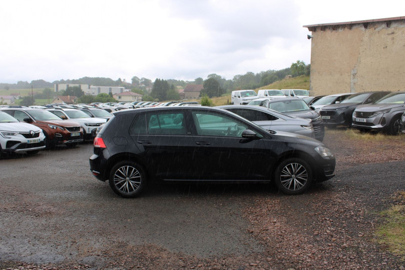 Photo 5 de l'offre de VOLKSWAGEN GOLF 7 ALLSTAR GPS 3D CLIM 2L TDI 150 CV CAMÃRA RE AUDIO USB JA 16 BLUETOOTH RÃGULATEUR à 13990€ chez Bougel transactions