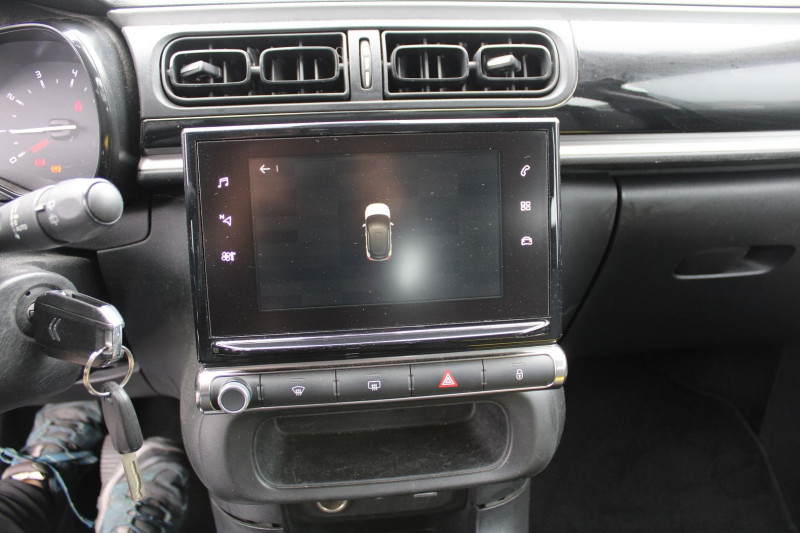 Photo 12 de l'offre de CITROEN C3 III FEEL BUSINESS 82 CV ESSENCE GPS 3D CLIM AUDIO MP3 USB RADAR BLUETOOTH RÃGULATEUR à 7990€ chez Bougel transactions