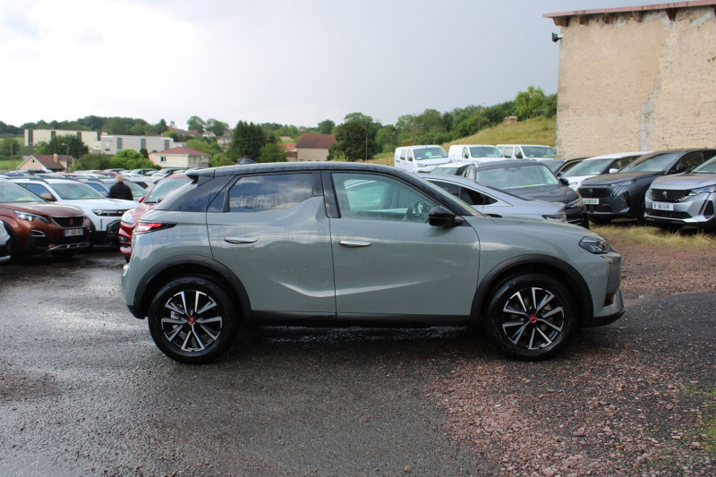 Photo 5 de l'offre de DS DS 3 CROSSBACK II 130CV BOITE AUTO 1L5 BLUEHDI PERFORMANCE LINE CUIR FULL LEDS JA 18 GRAND GPS USB à 26500€ chez Bougel transactions