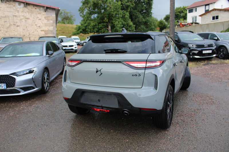 Photo 2 de l'offre de DS DS 3 CROSSBACK II 130CV BOITE AUTO 1L5 BLUEHDI PERFORMANCE LINE CUIR FULL LEDS JA 18 GRAND GPS USB à 26500€ chez Bougel transactions