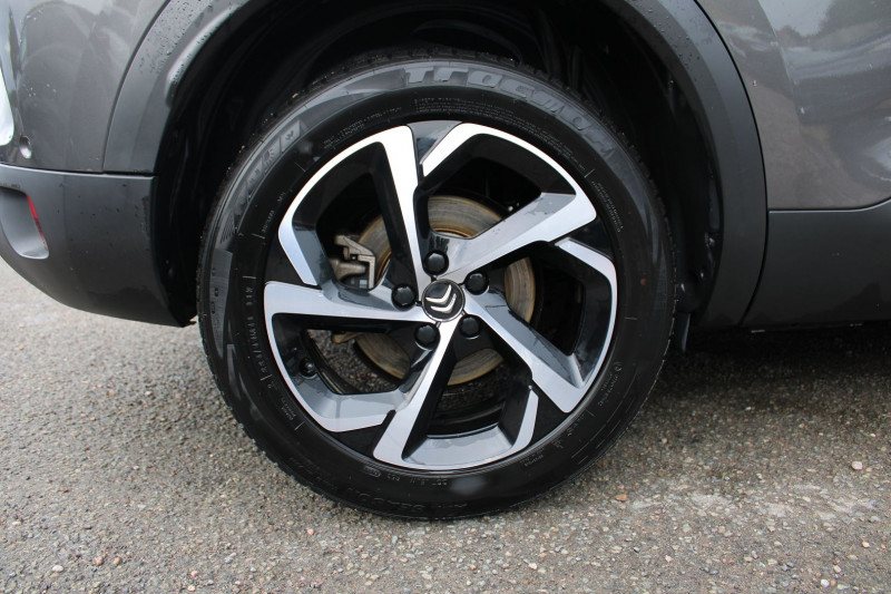 Photo 7 de l'offre de CITROEN C5 AIRCROSS FEEL BUSINESS 1L5 BLUEHDI 130 CV EAT8 BOITE AUTO CAMÃRA GPS 3D BLUETOOTH  JA 18 à 16990€ chez Bougel transactions