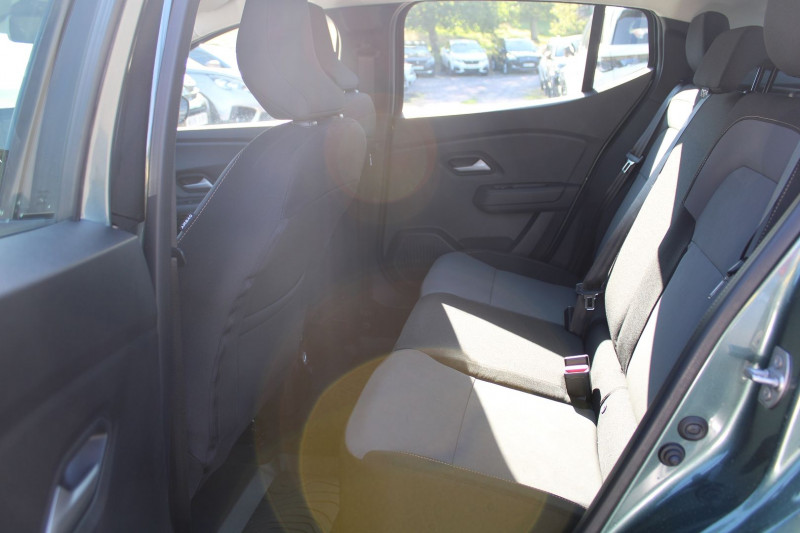 Photo 9 de l'offre de DACIA SANDERO 5 EXTREME + ECO-GPL/ESSENCE 100 CV GPS 3D CAMÃRA JA 16 GRIP RE FULL LED RÃGULATEUR à 18900€ chez Bougel transactions