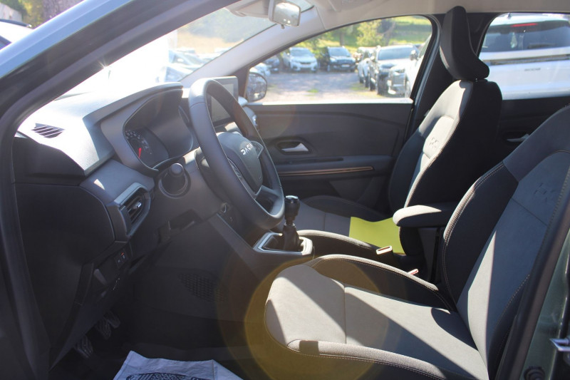 Photo 8 de l'offre de DACIA SANDERO 5 EXTREME + ECO-GPL/ESSENCE 100 CV GPS 3D CAMÃRA JA 16 GRIP RE FULL LED RÃGULATEUR à 18900€ chez Bougel transactions