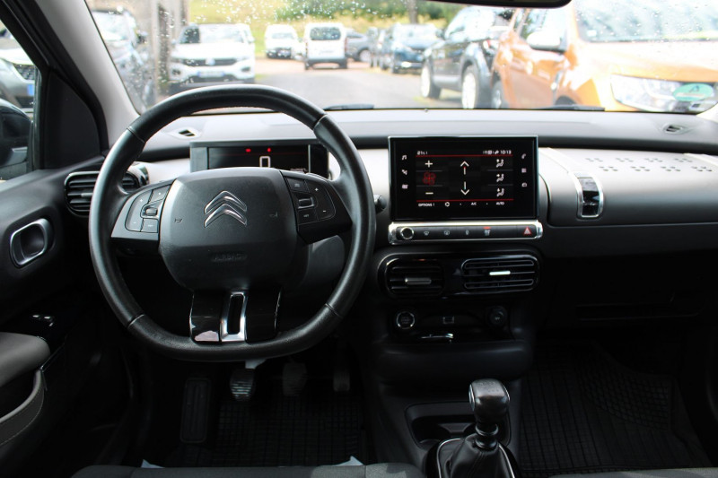 Photo 10 de l'offre de CITROEN C4 CACTUS II 1L5 BLUEHDI 100 CV SHINE BOITE 6V GPS RÃGULATEUR BLUETOOTH CAMÃRA  JANTES 17 USB à 13990€ chez Bougel transactions