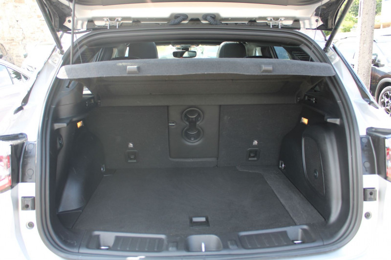 Photo 6 de l'offre de JEEP COMPASS GSE 240 CV S 4XE HYBRIDE "4X4" GPS 3D CAMÃRA TOIT PANO USB ATTELAGE BOITE AUTO à 21500€ chez Bougel transactions
