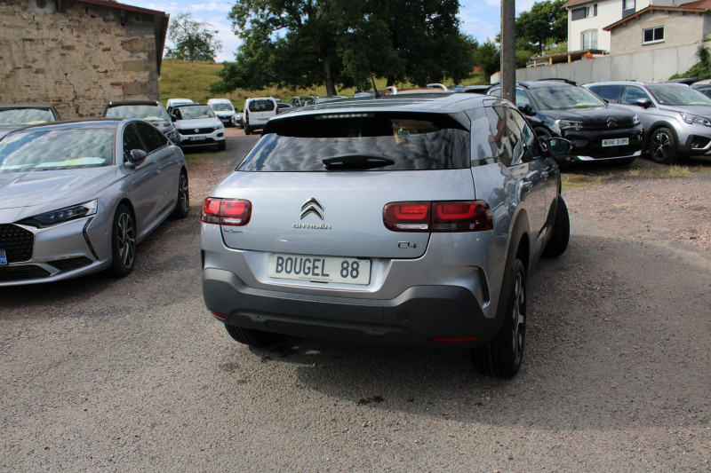 Photo 2 de l'offre de CITROEN C4 CACTUS II 1L5 BLUEHDI 100 CV SHINE BOITE 6V GPS RÃGULATEUR BLUETOOTH CAMÃRA  JANTES 17 USB à 13990€ chez Bougel transactions
