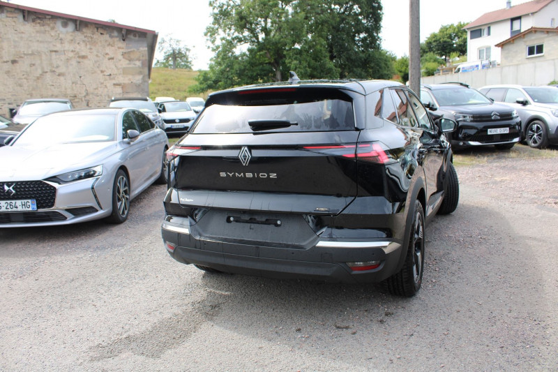 Photo 2 de l'offre de RENAULT SYMBIOZ TECHNO 145 CV HYBRIDE GPS 3D CAMÃRA AUDIO USB JA 18 FULL LED I-COKPIT BOITE AUTO à 29990€ chez Bougel transactions
