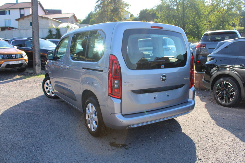 Photo 3 de l'offre de OPEL COMBO LIFE 1L5 DIESEL 100 GPS USB CLIM AUTO ABS JA RÃGULATEUR BLUETOOTH LEDS ACCOUDOIR à 15990€ chez Bougel transactions