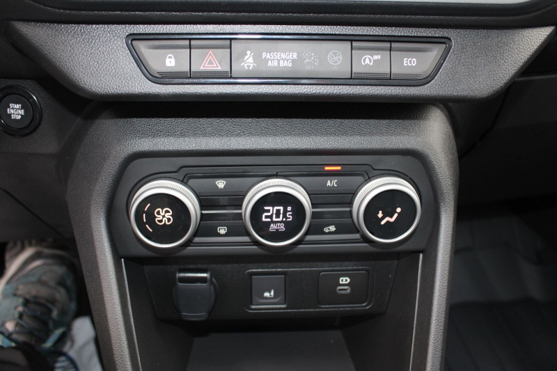 Photo 14 de l'offre de DACIA SANDERO 5 EXTREME + ECO-GPL/ESSENCE 100 CV GPS 3D CAMÃRA JA 16 GRIP RE FULL LED RÃGULATEUR à 18900€ chez Bougel transactions
