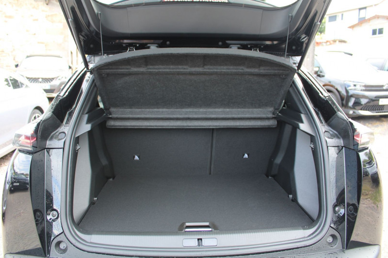 Photo 6 de l'offre de PEUGEOT 2008 PHASE 4 ALLURE 145 CV HYBRIDE GPS 3D I-COKPIT FULL LED JA 17 RÃGULATEUR BOITE AUTO DCS-6 à 26990€ chez Bougel transactions