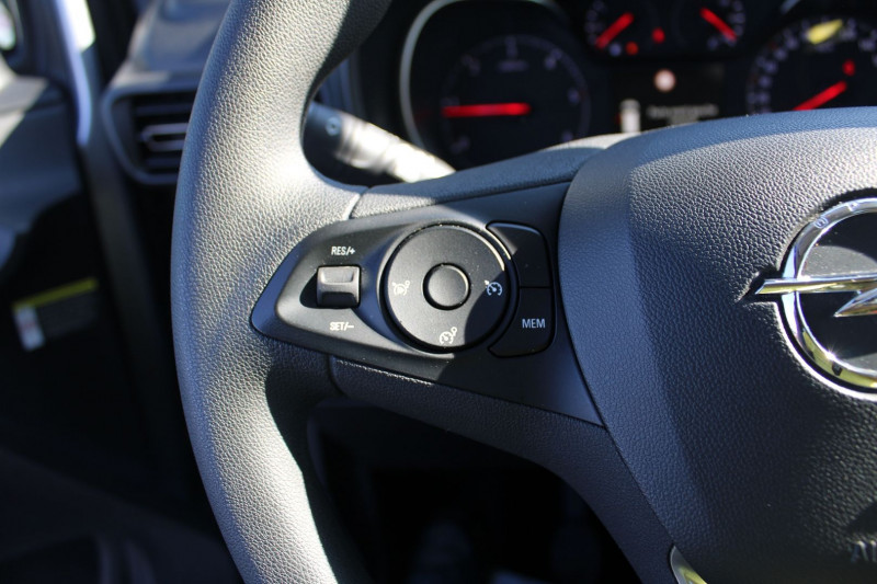 Photo 11 de l'offre de OPEL COMBO LIFE 1L5 DIESEL 100 GPS USB CLIM AUTO ABS JA RÃGULATEUR BLUETOOTH LEDS ACCOUDOIR à 15990€ chez Bougel transactions