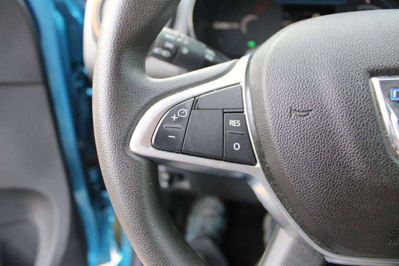 Photo 14 de l'offre de DACIA SPRING ELECTRIC CONFORT PLUS CAMÃRA GPS USB CUIR LIMITEUR BLUETOOTH LEDS RADARS  ABS à 10500€ chez Bougel transactions