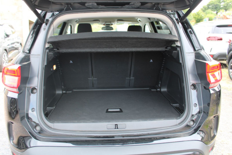 Photo 7 de l'offre de CITROEN C5 AIRCROSS SHINE PACK HDI 130 CV GPS 3D CAMÃRA USB JA 18 I-COKPIT FULL LED BOITE AUTO EAT-8 à 17800€ chez Bougel transactions