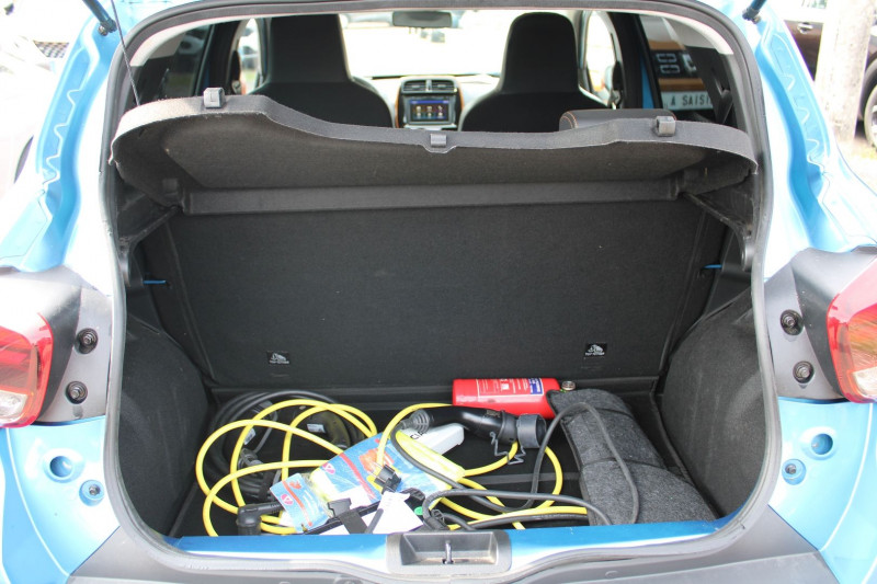 Photo 6 de l'offre de DACIA SPRING ELECTRIC CONFORT PLUS CAMÃRA GPS USB CUIR LIMITEUR BLUETOOTH LEDS RADARS  ABS à 10500€ chez Bougel transactions
