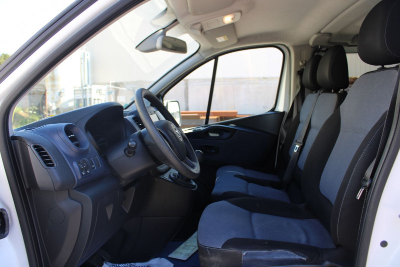 Photo 9 de l'offre de OPEL VIVARO COMBI L2 H1 CDTI 125 CV "6 PLACES" GPS CAMÃRA GRIP USB BLUETOOTH ATTELAGE RÃGULATEUR à 18900€ chez Bougel transactions