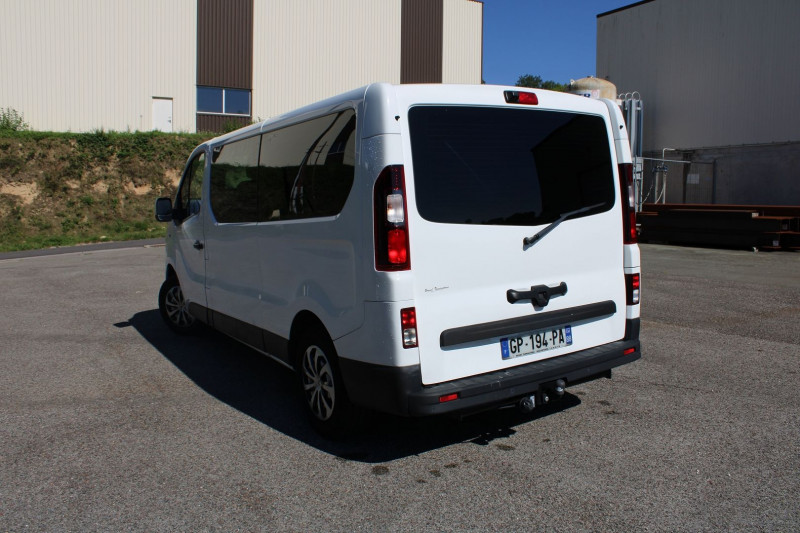 Photo 3 de l'offre de OPEL VIVARO COMBI L2 H1 CDTI 125 CV "6 PLACES" GPS CAMÃRA GRIP USB BLUETOOTH ATTELAGE RÃGULATEUR à 18900€ chez Bougel transactions