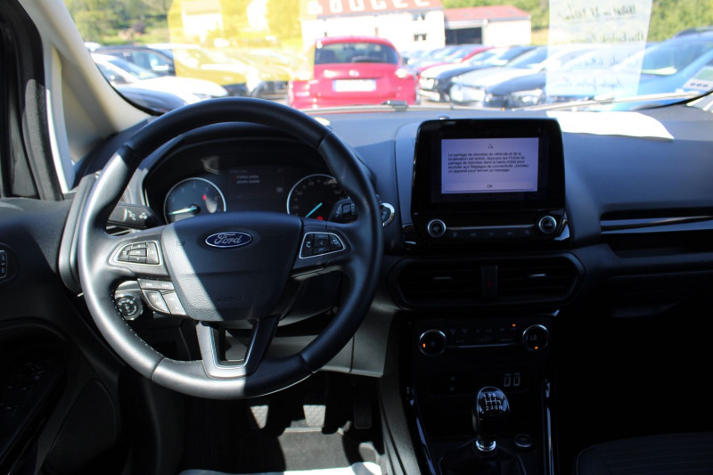 Photo 10 de l'offre de FORD ECOSPORT TITANIUM 125 CV ECOBOOST GPS 3D CLIM AUDIO USB JA 16 RADAR BLUETOOTH RÃGULATEUR à 13990€ chez Bougel transactions