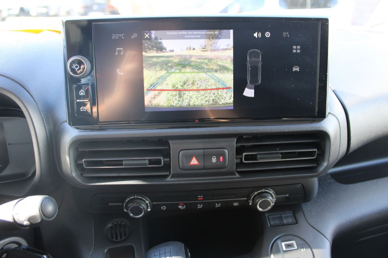 Photo 15 de l'offre de CITROEN BERLINGO 5 HDI 100 CV AFFAIRE "3 PLACES" RÃGULATEUR GPS CARPLAY BLUETOOTH TVA=17920 E HT à 21500€ chez Bougel transactions
