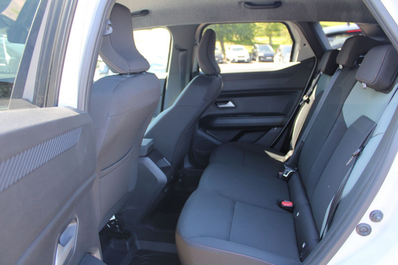 Photo 10 de l'offre de DACIA DUSTER VI EXTREME TCE 130 CV "4X4" GPS 3D AUDIO USB CAMÃRA 360Â° JA 18 I-COKPIT PACK HIVER à 28900€ chez Bougel transactions
