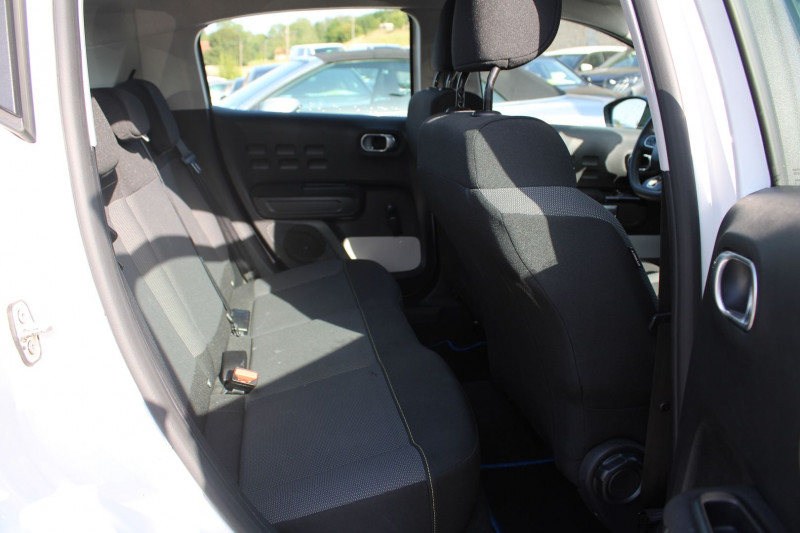 Photo 8 de l'offre de CITROEN C3 PHASE 4 FEEL BUSINESS ESSENCE 83 CV GPS 3D CLIM FULL LED USB RADAR BLUETOOTH RÃGULATEUR à 8990€ chez Bougel transactions