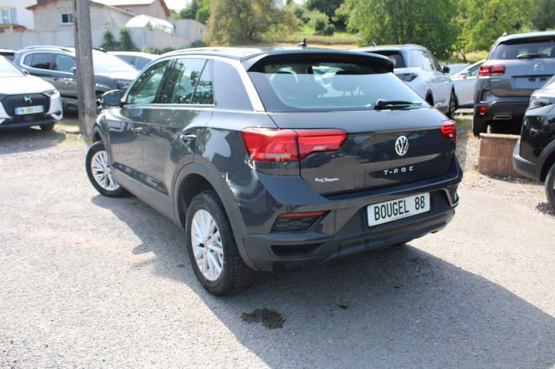 Photo 3 de l'offre de VOLKSWAGEN T-ROC LOUNGE TSI 150 CV ÃCRAB TACTILE MP3 JA 16 USB RADAR RÃGULATEUR BOITE AUTO DSG-7 à 18990€ chez Bougel transactions
