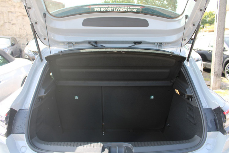 Photo 7 de l'offre de RENAULT CLIO VI EVOLUTION DIESEL BLUEDCI 100 CV BOITE 6V CAMÃRA USB GPS LINK BLUETOOTH FULL LEDS à 20900€ chez Bougel transactions