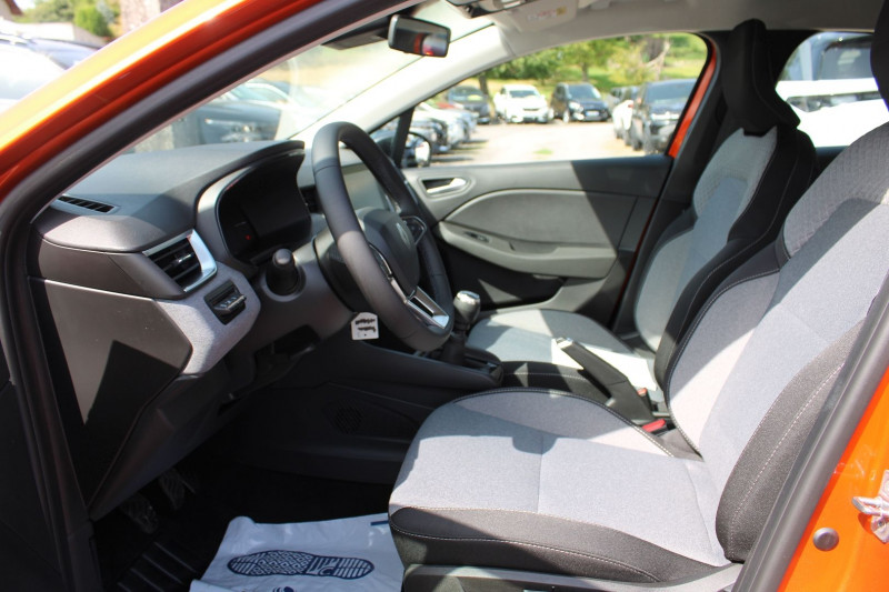 Photo 7 de l'offre de RENAULT CLIO VI EVOLUTION DIESEL BLUEDCI 100 CV BOITE 6V CAMÃRA USB GPS LINK BLUETOOTH FULL LEDS à 20900€ chez Bougel transactions