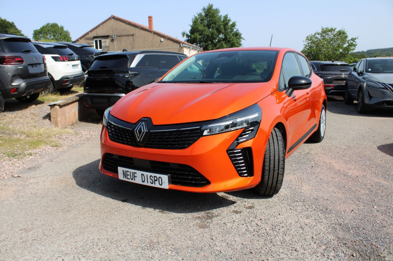 Photo 4 de l'offre de RENAULT CLIO VI EVOLUTION DIESEL BLUEDCI 100 CV BOITE 6V CAMÃRA USB GPS LINK BLUETOOTH FULL LEDS à 20900€ chez Bougel transactions